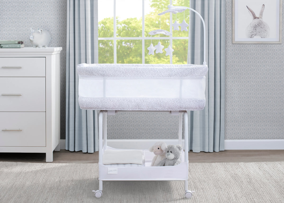 SmartSleep Auto Glide Bassinet with Bluetooth