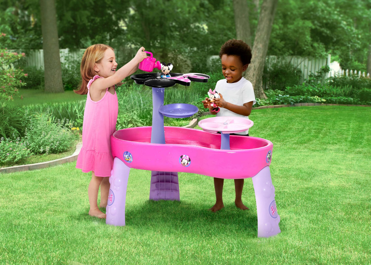 Minnie Mouse Water Table